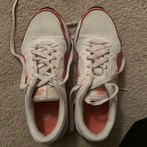 Nike excee shoes size 8.5